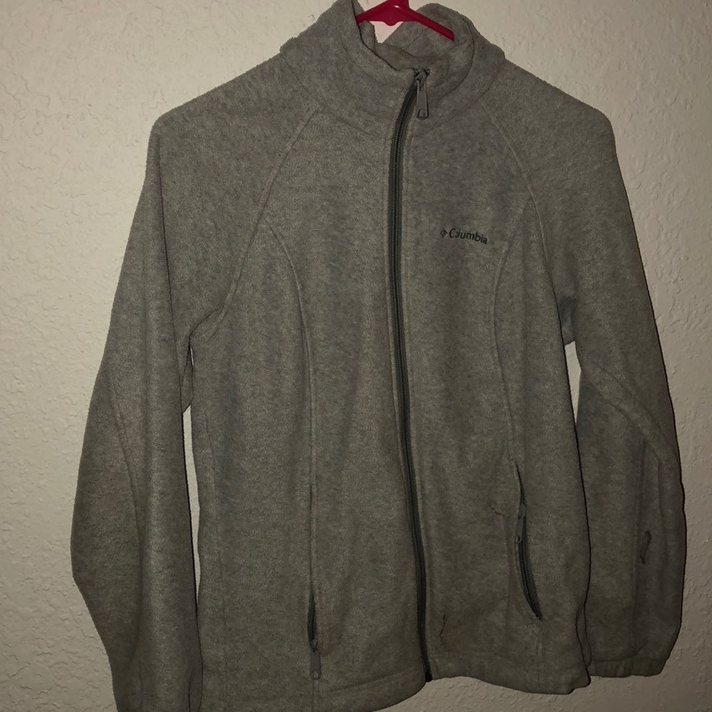 gray columbia women’s jacket